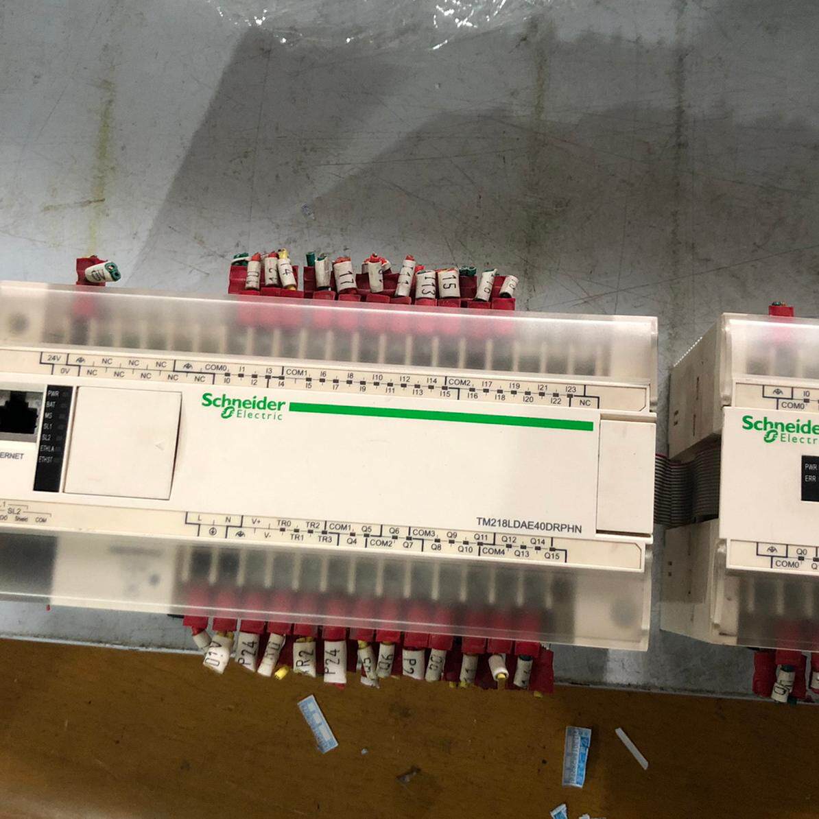 TM218LDAE40DRPHN TM2DMM16DRTN 可编程控制器 扩展模块议价维修