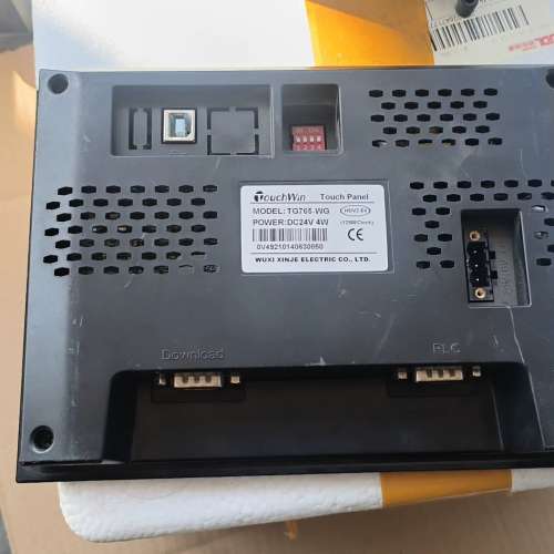 议价信捷触摸屏TG765-MT，实物拍摄，成色如图，功能正常，要维修