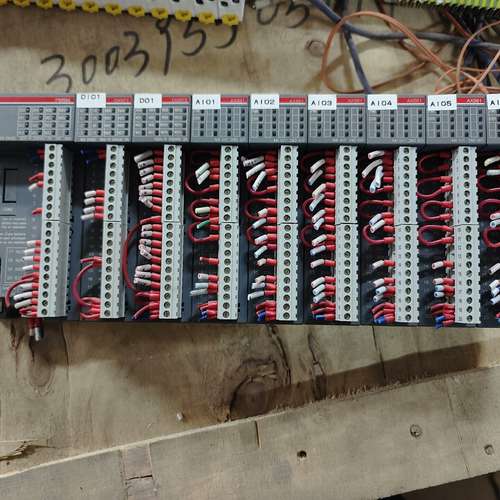 议价ABB PLC PM564-RP-ETH 一个，DX571维修