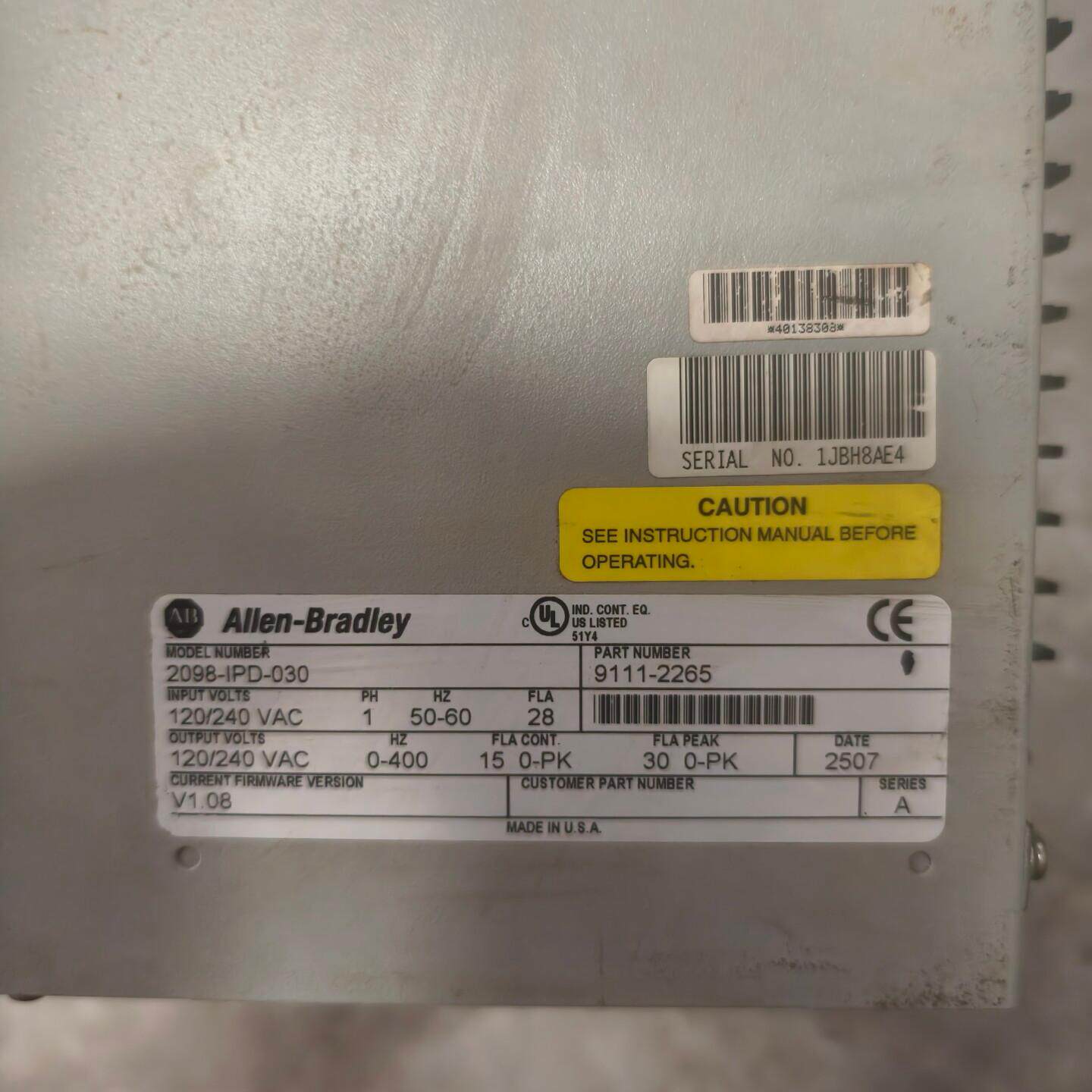 2098-IPD-030 伺服驱动器 120/240VAC 单相工业工控配件议价维修