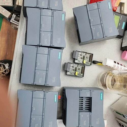 6ES7 211-1AE40-0XB0 6ES7 241-1CG301XB0 PLC CPU 121议价维修