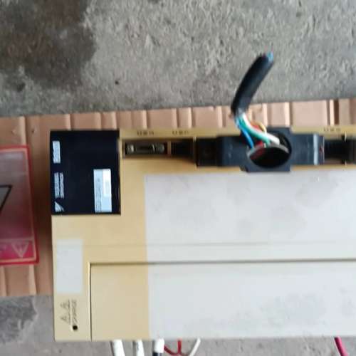 议价安川SGDV-200A01A002000伺服驱动器3KW设备维修