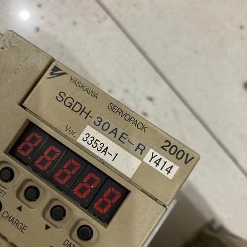 SGDH-30AE-RY414 安川伺服驱动器 200V工控驱动模块议价维修