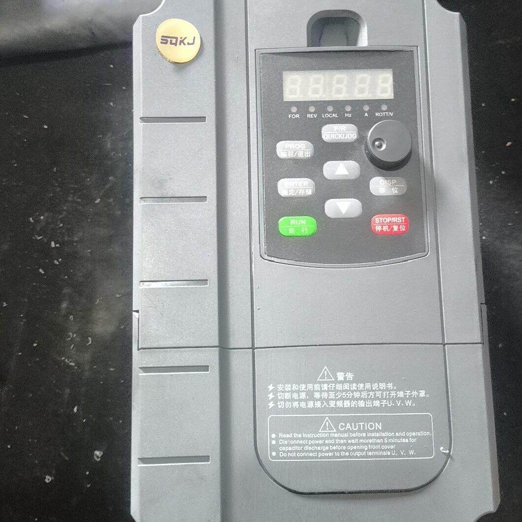 sq580-7d5g/011p-4 上驱变频器 7.5KW 三相工业调速装置议价维修