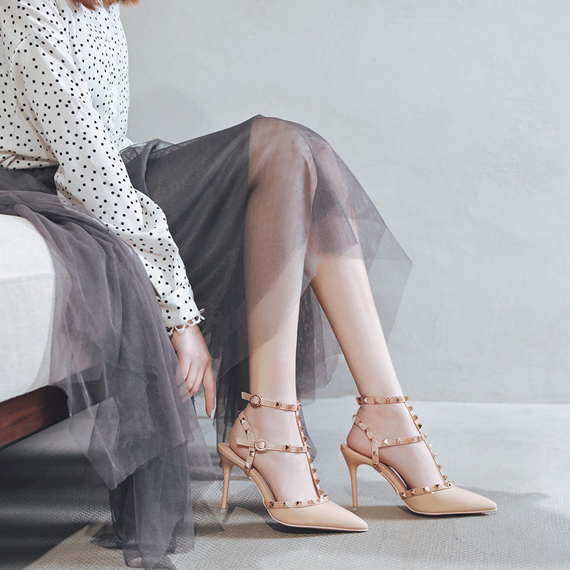 尖头铆钉小清新高跟鞋女细跟铆钉鞋女柳钉伴娘鞋凉鞋婚鞋女夏中跟,女鞋,时装凉鞋,淘宝优惠券,粉丝福利购,淘宝优惠卷