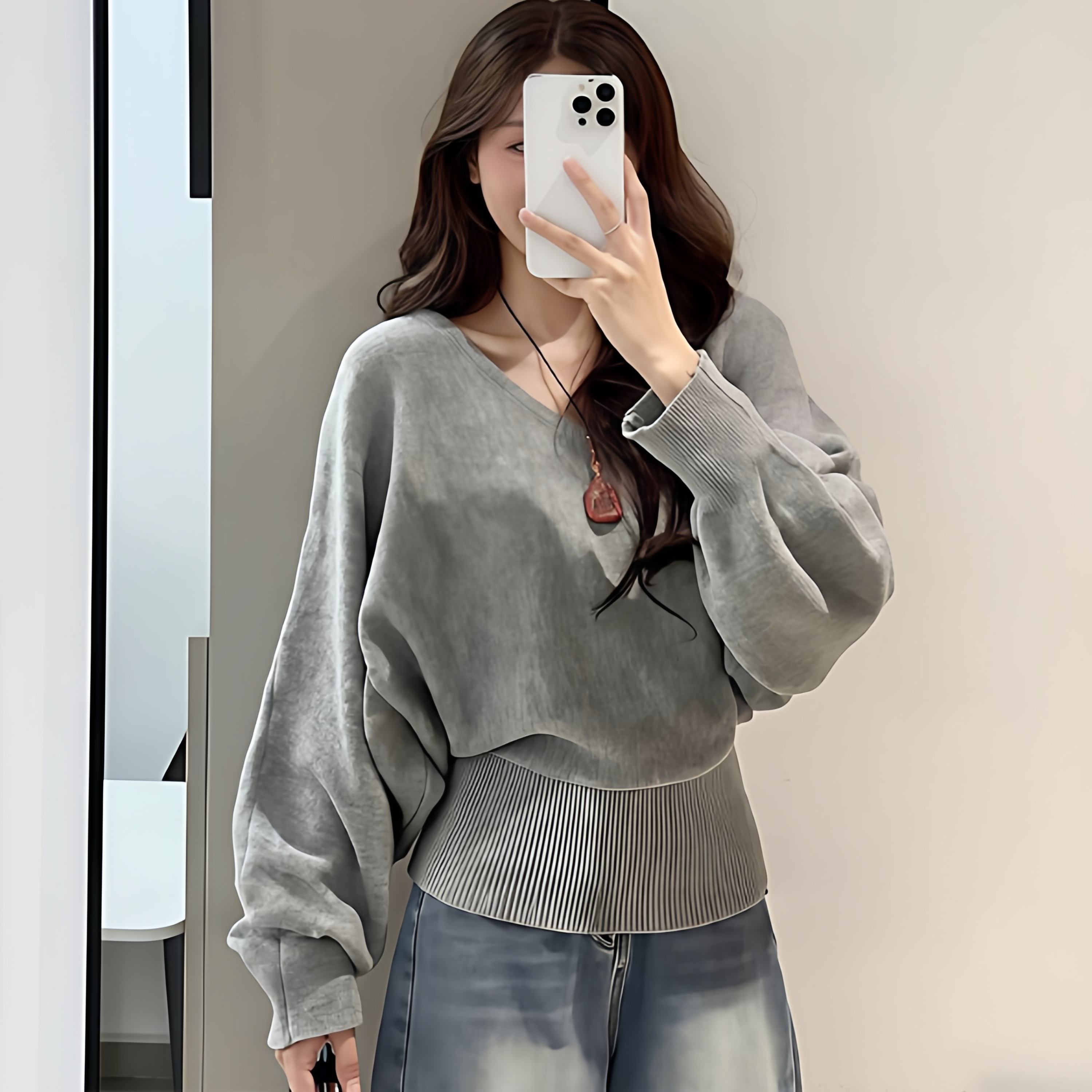 韩系慵懒风V领蝙蝠袖针织衫