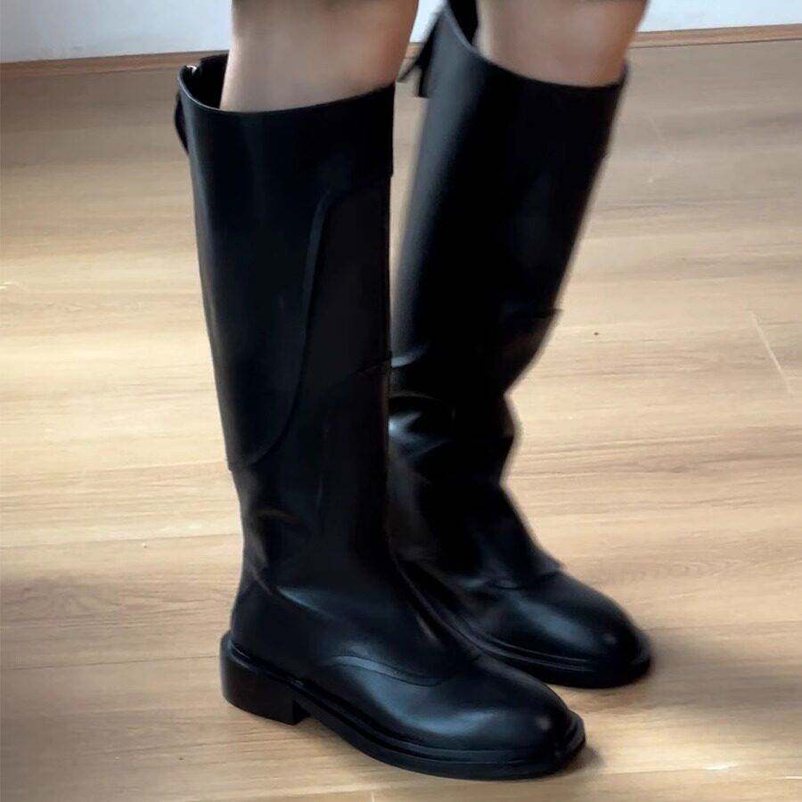 rubywu【剪裁设计感长筒靴】真皮圆头长筒骑士靴女中跟粗跟高筒靴