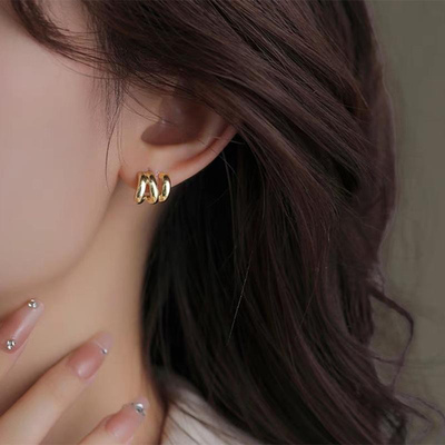 925银针小众设计多圈金属耳钉