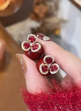 红色锆石花朵耳钉珍珠耳环女轻奢气质高级感大气独特新年耳饰