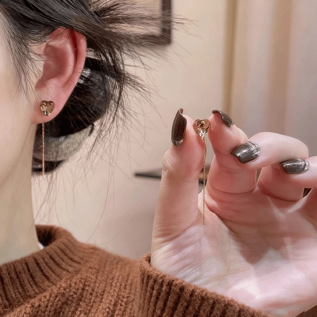 轻奢高级感茶色爱心耳线