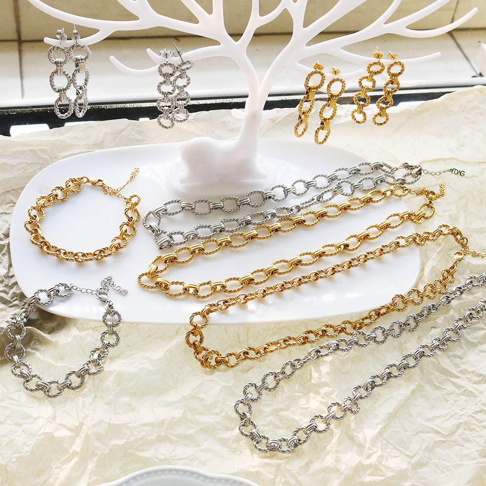 跨境不锈钢首饰套装镀18k金麻花圈拼接项链个性耳环百搭手链