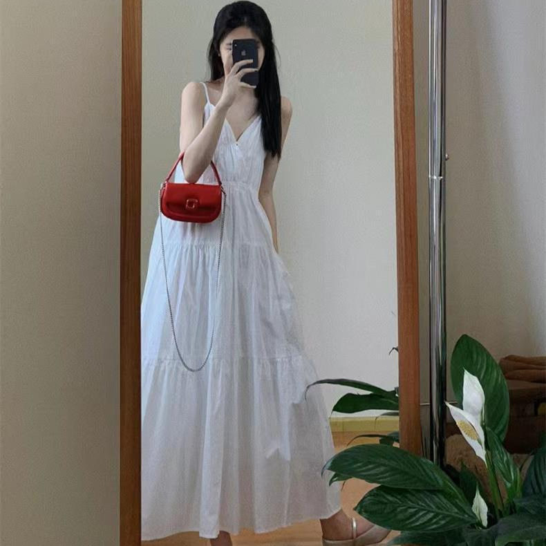 法式白色仙女裙吊带裙海边度假连衣裙女显瘦夏季裙子小众气质
