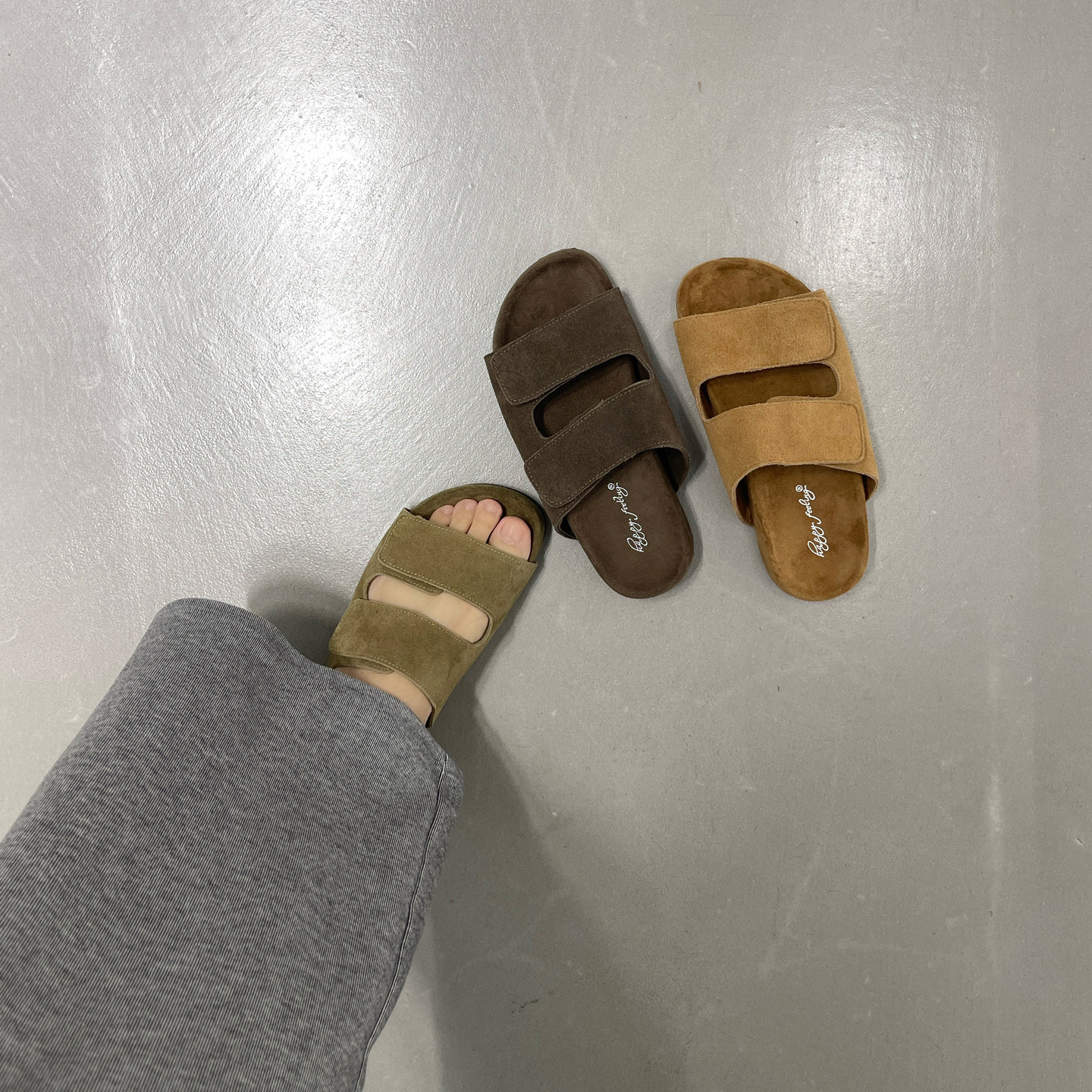 【CHICGIRL】法式厚底勃肯凉拖鞋女外穿夏季真皮魔术贴一字拖鞋