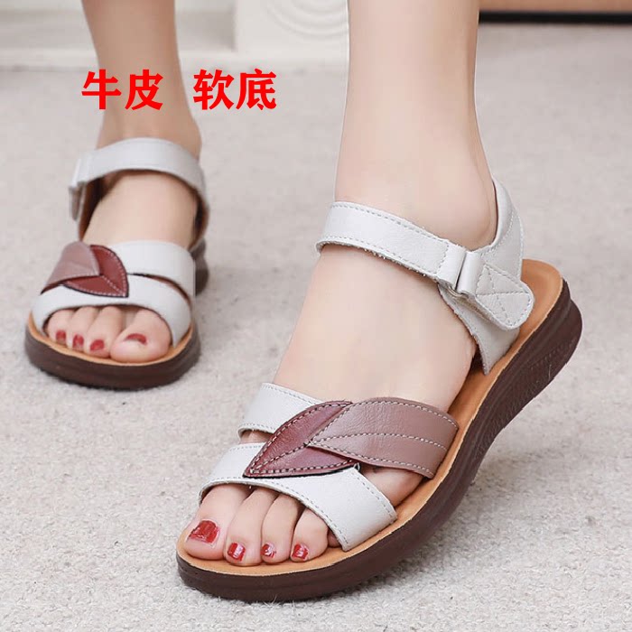 真皮软底防滑平跟露趾妈妈凉鞋