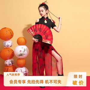 女童潮服走秀中国风舞蹈服套装街舞爵士舞演出服少儿古风侠女时尚