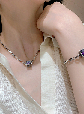 锆石纯银女轻奢方块G字母项链