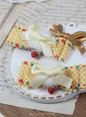 黄色格子野餐蝴蝶结发夹草莓儿童水貂毛绒球可爱少女头饰双马尾夏