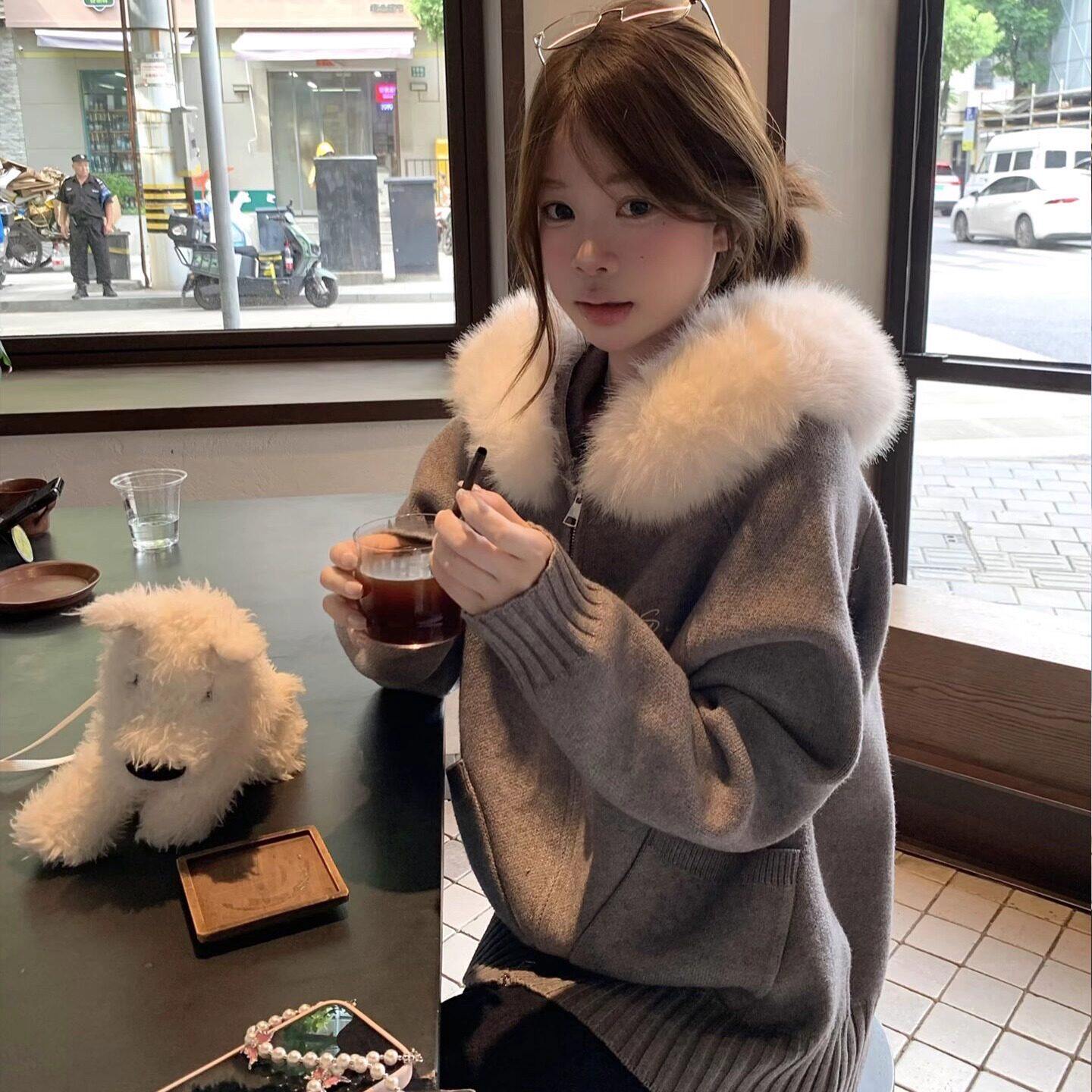 韩系复古灰色毛领连帽毛衣外套女秋冬慵懒风宽松针织拉链开衫上衣