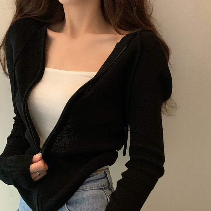 黑色连帽修身开衫女拉链针织外套