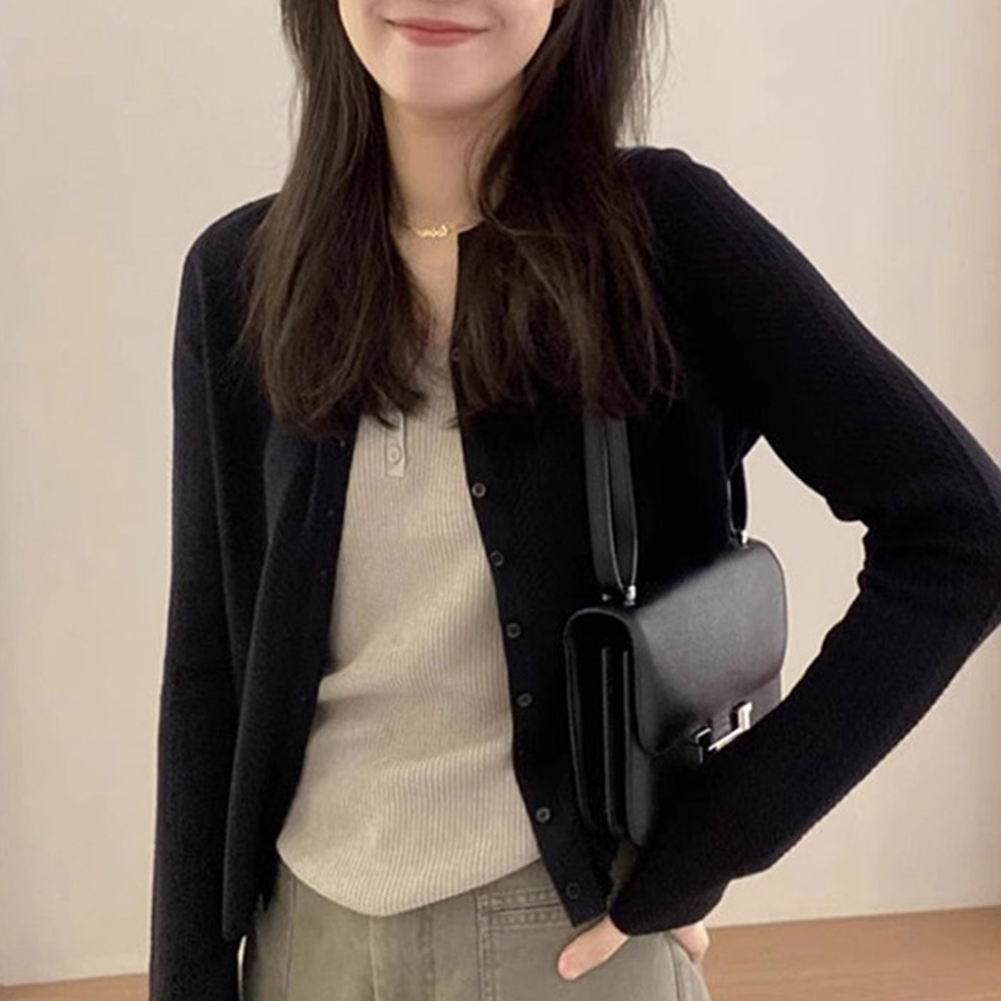 高级感黑色长袖防晒针织开衫上衣