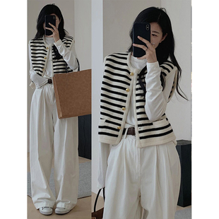 小香风黑白条纹针织马甲背心外套女秋冬外搭叠穿无袖开衫毛衣上衣