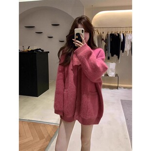 树莓粉V领毛衣外套女秋冬中长款慵懒风宽松针织羊毛开衫加厚上衣