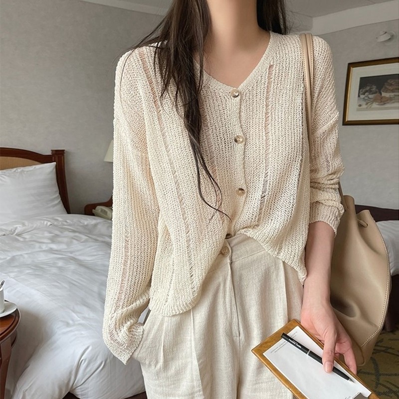 法式气质镂空针织开衫薄款女2025新款秋季宽松外穿慵懒风外搭上衣