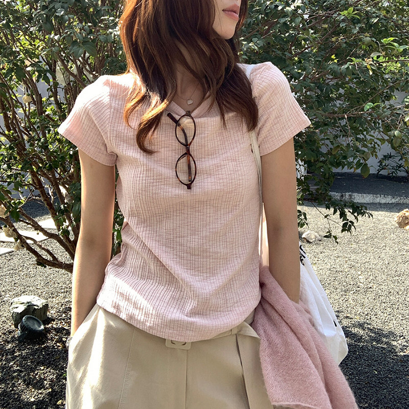 韩系巨好看粉色短袖t恤女夏季穿搭独特漂亮修身小飞袖针织衫上衣