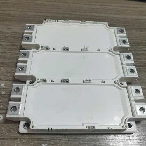 议价FS450R12OE4 外观99新，有一组功能有问题，用的可维修