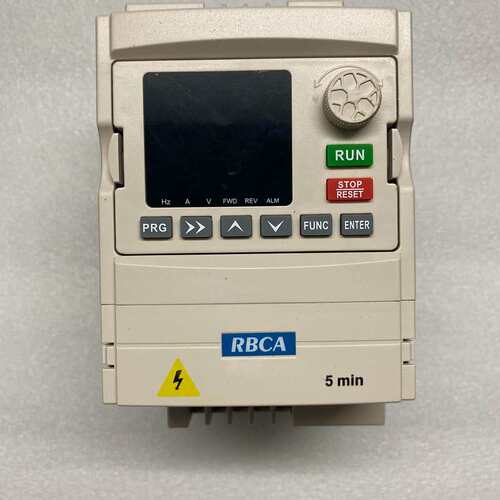 议价RBCA变频器，型号K-M300-4T02R2G，实物图拍摄可维修