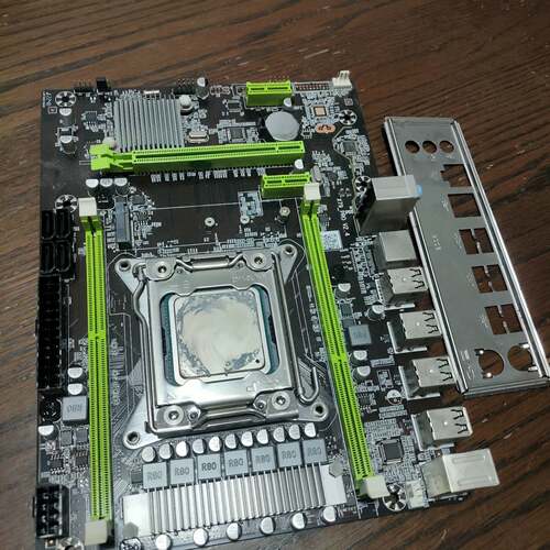 可维修X79主板Xeon E5-2670 v2处理器套装，201议价