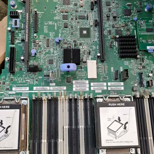 可维修IBM3650m4主板00AM209。00W2671。0议价