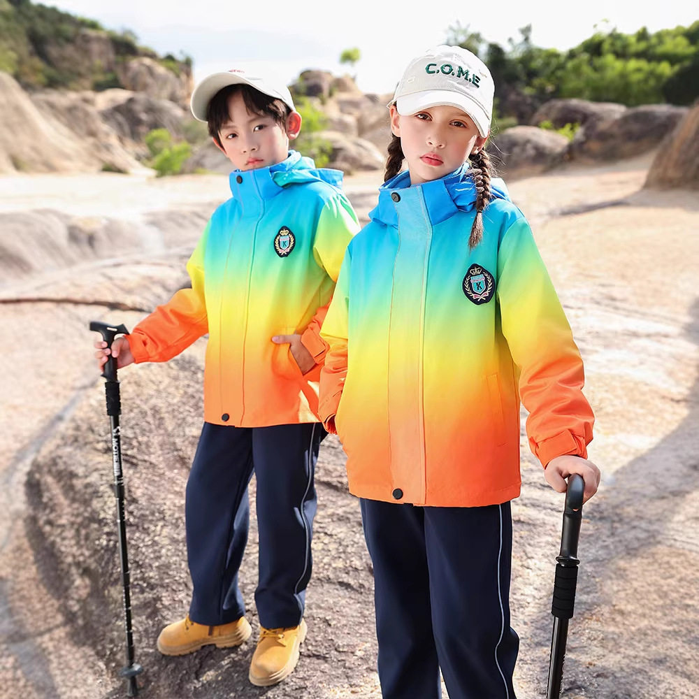 新儿童户外登山服小学生校服幼儿园园服运动三件套彩虹套装冲锋衣