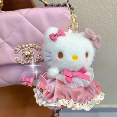 萌趣可爱裙子kt钥匙扣少女包包挂