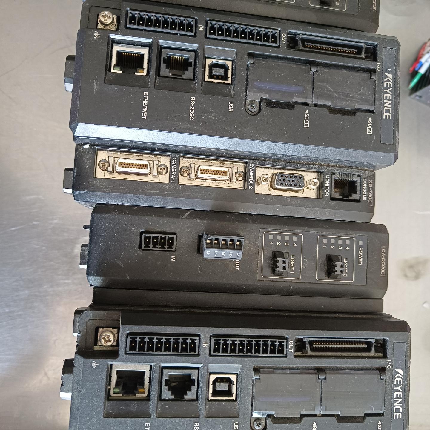 视觉控制器 XG-7500 3台 附带 CA-DC20