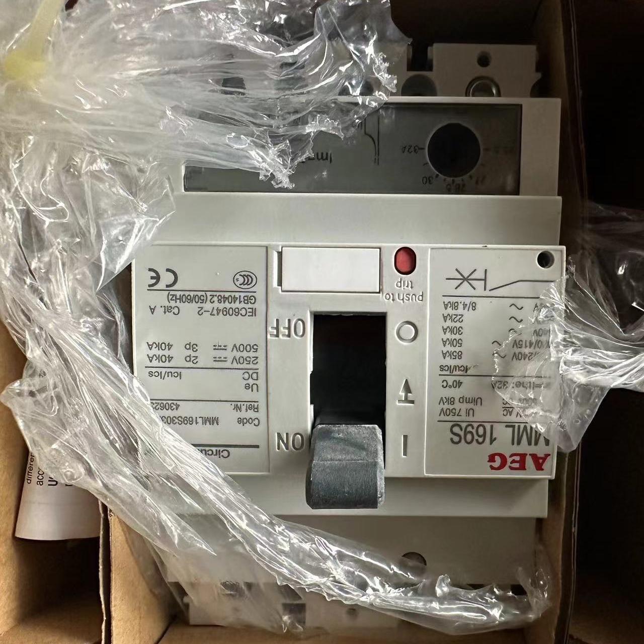 AEG 空气开关 型号MML169S3032