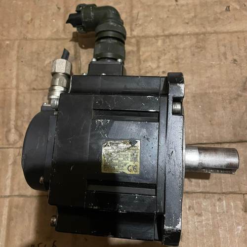 HG-SN102J-S100 祠服电机 拆机的 有磕碰