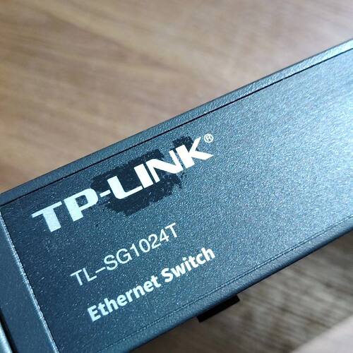 出售：TP-LINK TL-SG1024T 24口全千兆交换