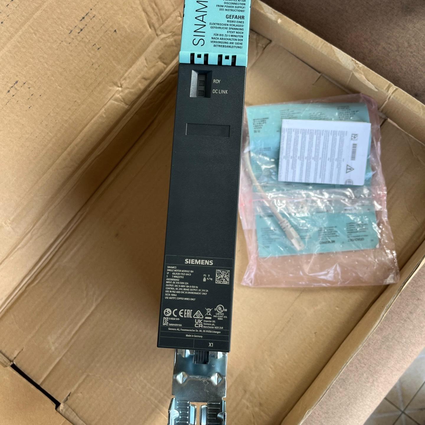 变频器 6SL3210-1TE21-8AC0