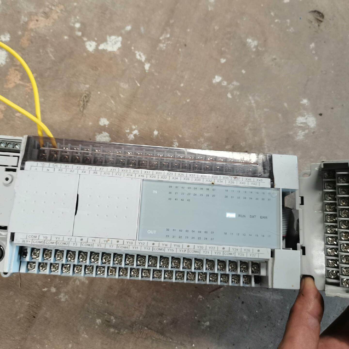 LX3V-3624MT-A维控PLC