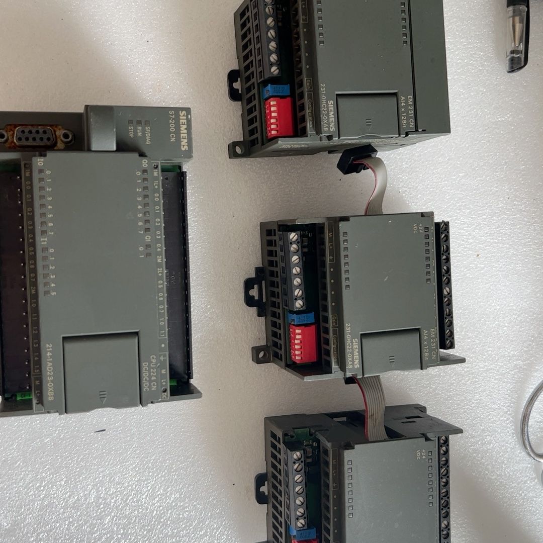 PLC 6ES7 214-1AD23-0XB8