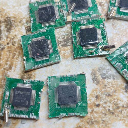 EFM32TG842F32C芯片 拆机旧货 带板 实物拍的