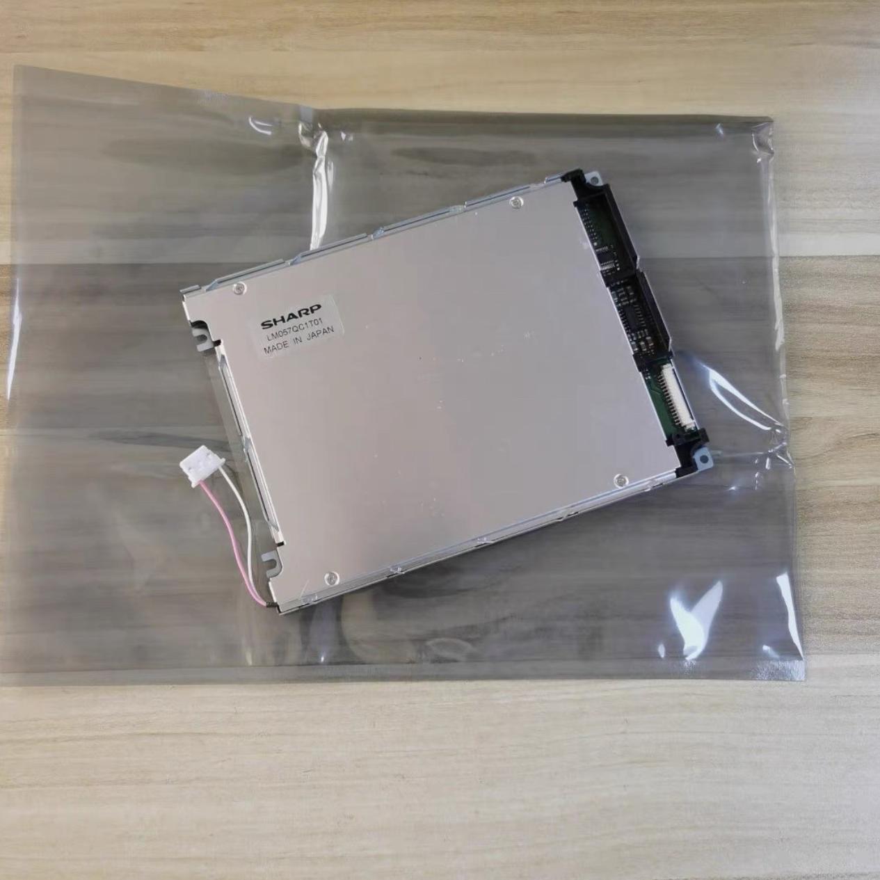 LM057QC1T01/LM057QC1T01R/LM057