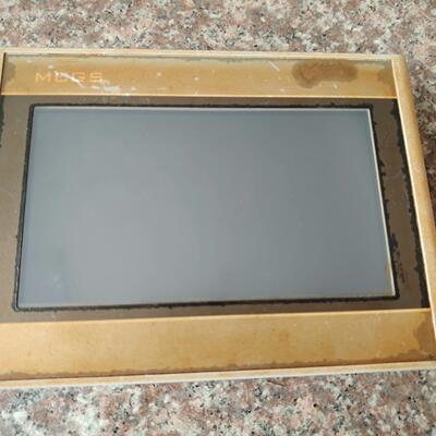 昆仑通态触摸屏TPC7022Ew 实物拍摄 通电如图 成色一