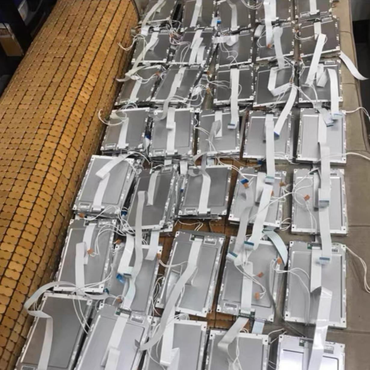 日立5.7寸现货SP14Q002-A1 SP14Q003