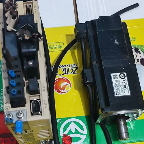 安川400W伺服套装 驱动器型号SGDV-2R8A01A 电