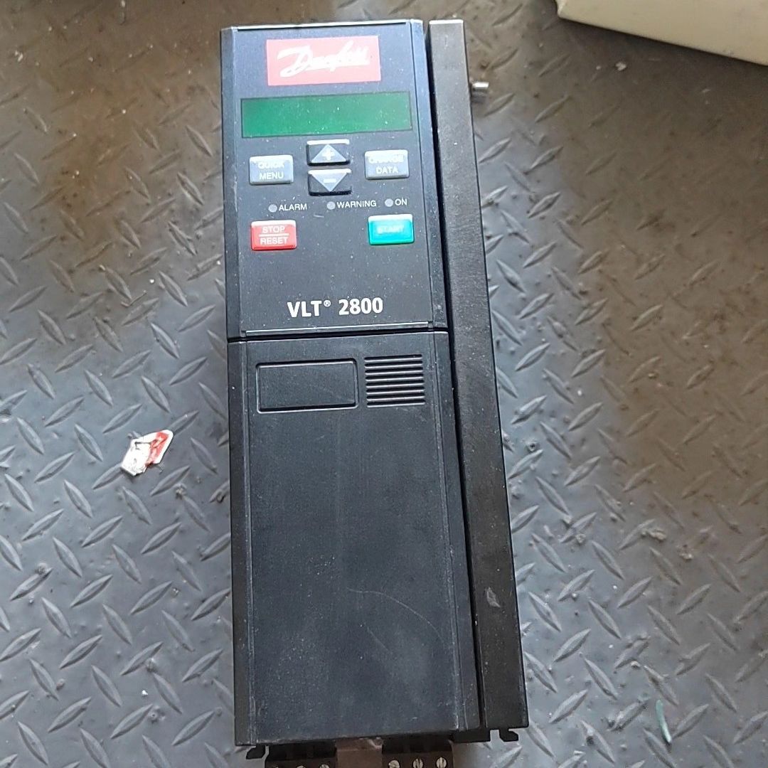 拆机丹佛斯VLT2840PT4B20STR变频器4千瓦 38