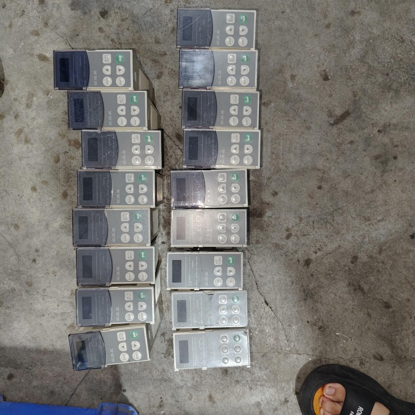 17个拆机张力控制器LM-10PD 实物如图 功能正常