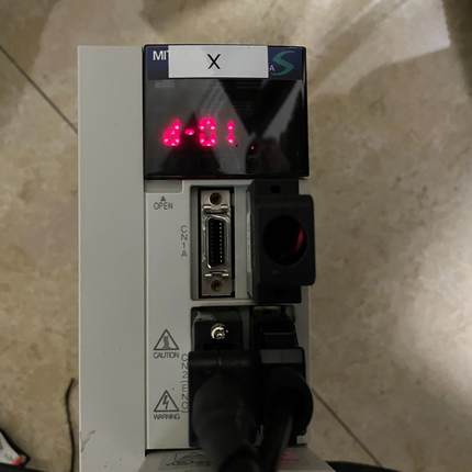 饲服驱动器一套MR-J2S-40A 电机HC-KFS43