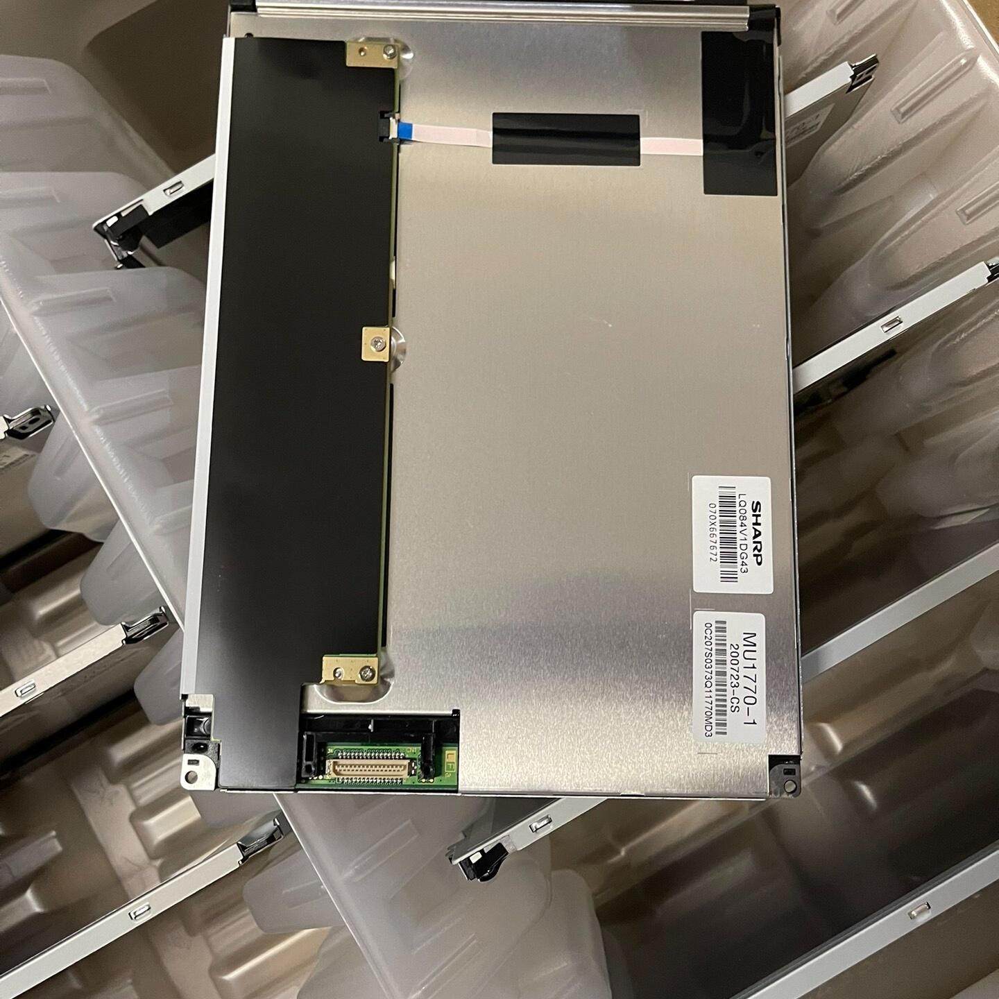 LQ084V1DG44/LQ084V1DG43